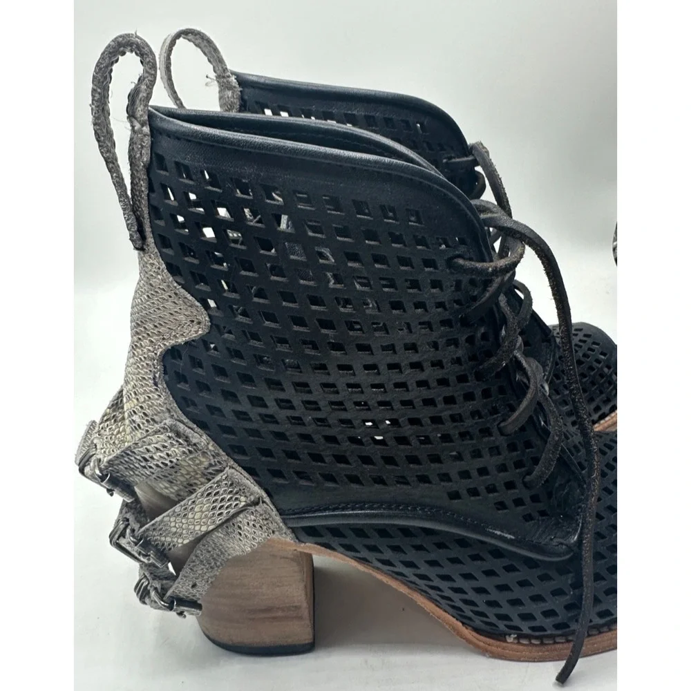 Freebird Benni Boots Womens 10 Black Leather Open Toe Cut Out Ankle Booties Boho - Picture 3 of 8